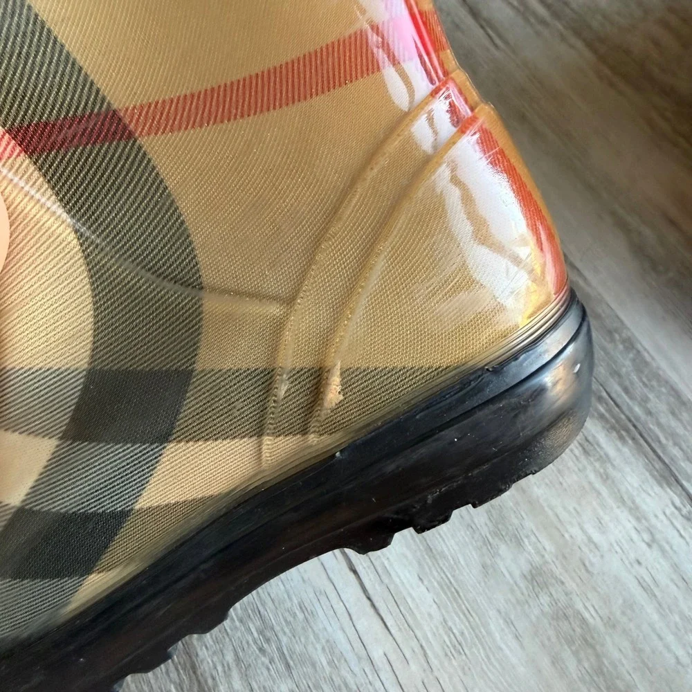 Burberry Kids Haymarket Check Rain Boots Beige Made in Italy EU 29/30 US 11/12